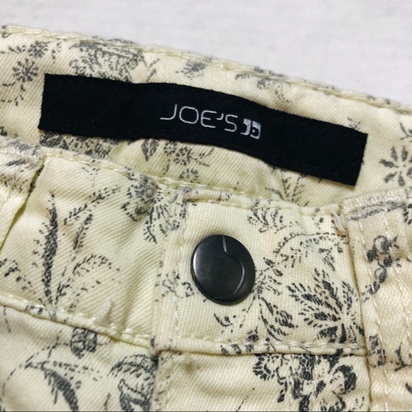 Girl’s Joe’s Jeans Yellow Floral Print Pants - Picture 3 of 8